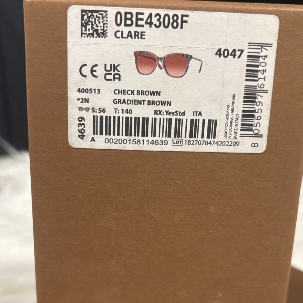 Burberry Brown Sunglasses with Nova Check Pattern - Picture 5 of 5